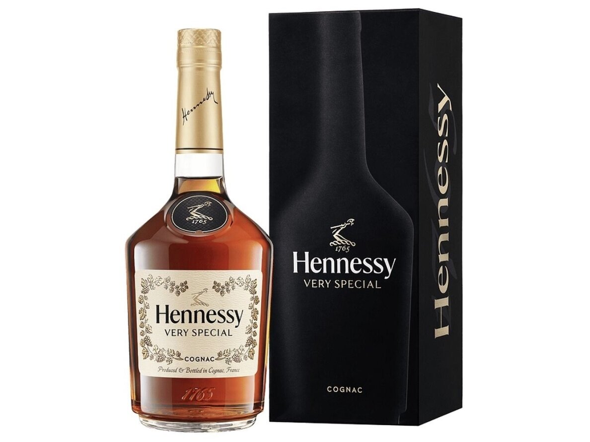 Konjakas Hennessy V.S. su dėž. 0,7 l