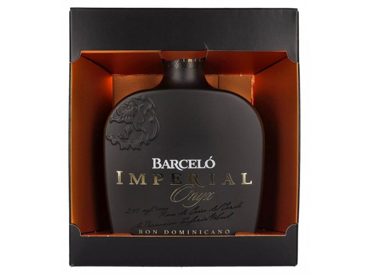 Romas Barcelo Imperial Onyx su dėž. 0,7 l Romas Barcelo Imperial Onyx su dėž. 0,7 l