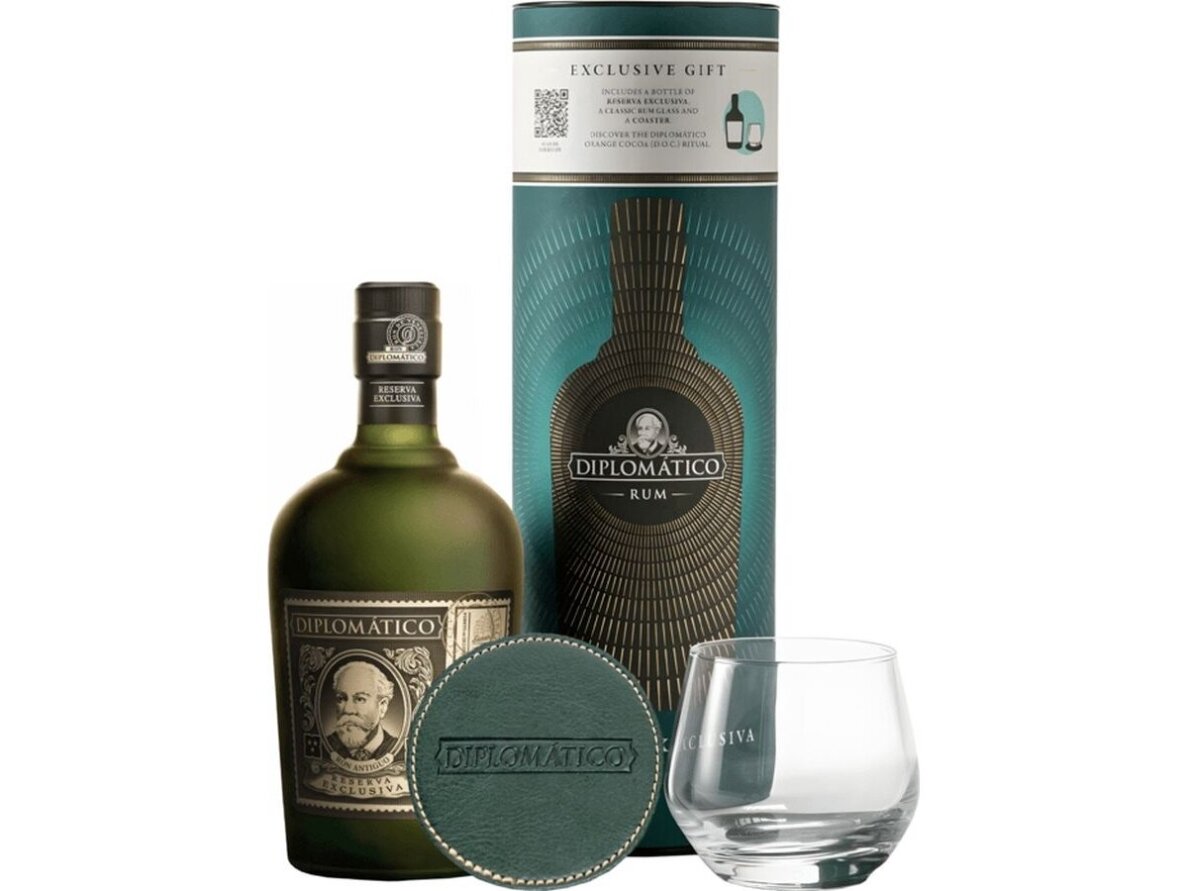 Romas Diplomatico Reserva Exclusiva su taure 0,7 l Romas Diplomatico Reserva Exclusiva su taure 0,7 l